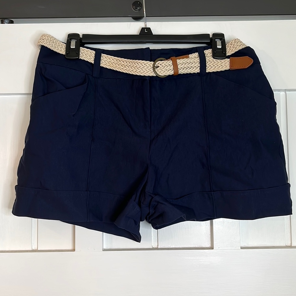 By & by shorts with belt